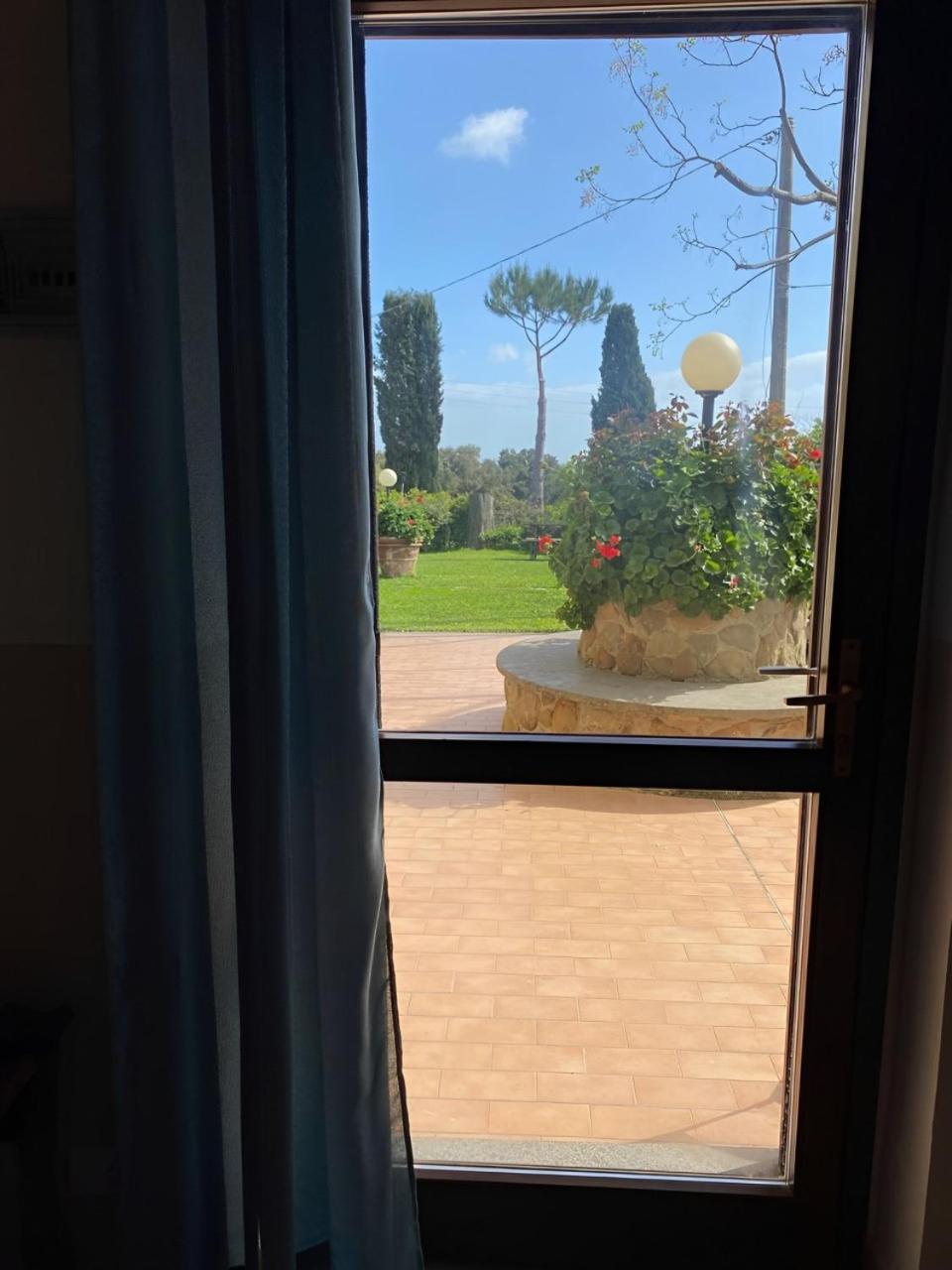 Agriturismo La Luciana Кастильоне-делла-Пеская Экстерьер фото